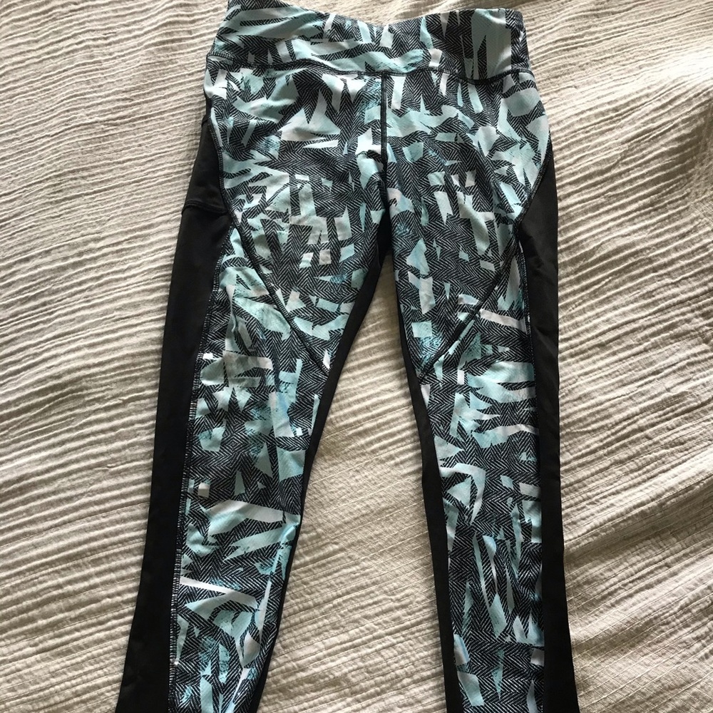 Full length leggings with a pocket!